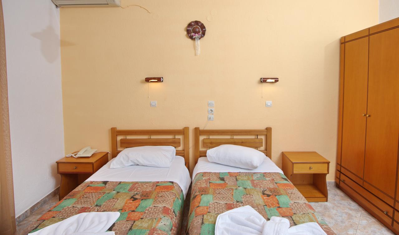 Pension Andromeda Patitiri  Ngoại thất bức ảnh